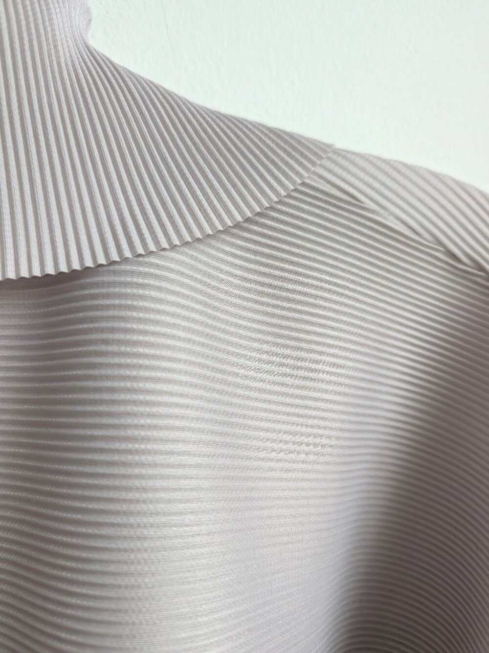 ICONE (Simons) Ribbed Kimono Jacket | One Size - Picture 6 of 8